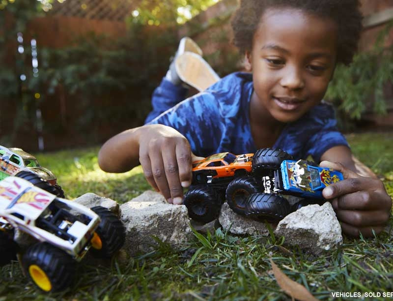 HOT WHEELS MONSTER TRUCKS 1:64 DEMOLITION DOUBLES ASSORTED